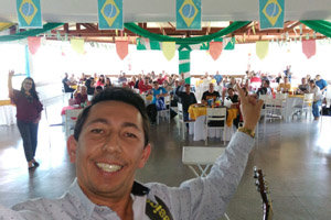 El ambiente del encuentro fue muy festivo. El ambiente del encuentro fue muy festivo.