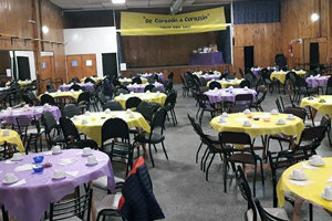 El salón 'Socios Fundadores', preparado para el té con espectáculos. El salón 'Socios Fundadores', preparado para el té con espectáculos.