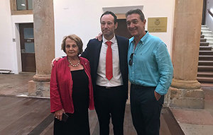 Paz Fernández, Guillermo Martínez y Manuel de Barros, durante el Consejo de Comunidades Asturianas. Paz Fernández, Guillermo Martínez y Manuel de Barros, durante el Consejo de Comunidades Asturianas.