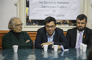 Pisarello, junto con Pérez Esquivel y Matías Bailone. Pisarello, junto con Pérez Esquivel y Matías Bailone.