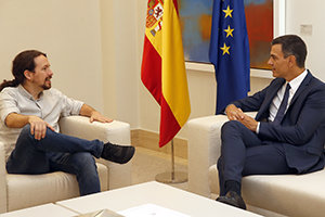 Pedro Sánchez y Pablo Iglesias, durante la reunión en La Moncloa. Pedro Sánchez y Pablo Iglesias, durante la reunión en La Moncloa.
