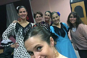 Componentes del cuerpo de baile de la Asociación Española. Componentes del cuerpo de baile de la Asociación Española.