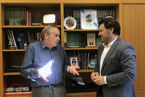 Antonio Rodríguez Miranda y Carlos Ameijeiras, durante su encuentro. Antonio Rodríguez Miranda y Carlos Ameijeiras, durante su encuentro.