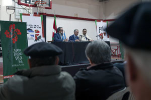 El lehendakari ha participado en la clausura de la reunión que ha celebrado la FEVA. El lehendakari ha participado en la clausura de la reunión que ha celebrado la FEVA.
