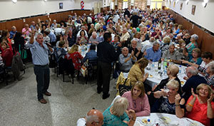 Panorámica del salón. Panorámica del salón.