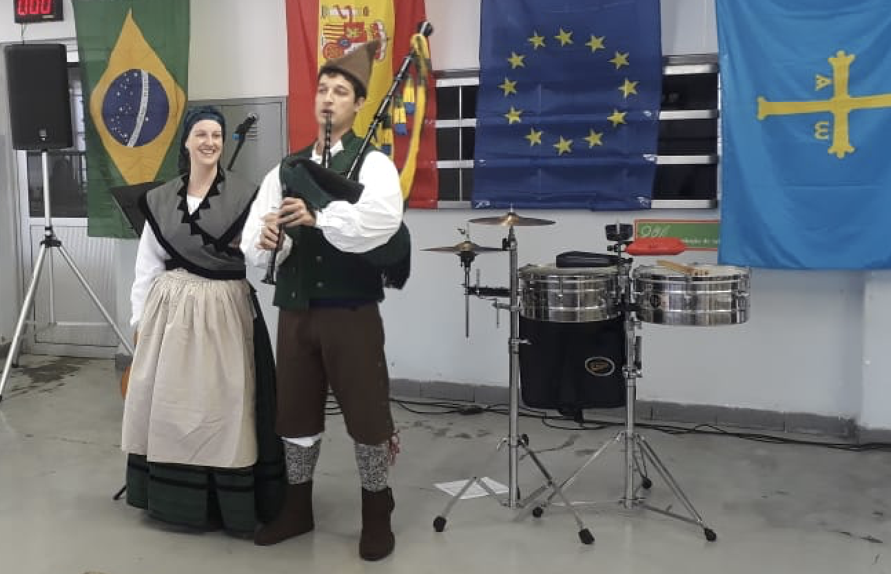Una de las actuaciones que se llevó a cabo durante la celebración. Una de las actuaciones que se llevó a cabo durante la celebración.
