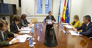 12,00 h.- O vicepresidente da Xunta, Alfonso Rueda, presidirá a reunión do padroado da Fundación Galicia Europa. Na Dirección Xeral de Relacións Exteriores e coa UE (Hórreo, 61).
foto xoán crespo
21/12/2018