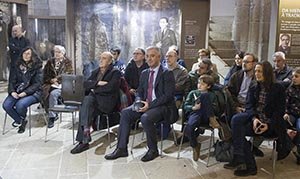 Un momento del acto en recuerdo del 69º aniversario de la muerta de Castelao, celebrado en el Panteón dos Galegos Ilustres. Un momento del acto en recuerdo del 69º aniversario de la muerta de Castelao, celebrado en el Panteón dos Galegos Ilustres.