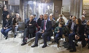 Un momento del acto en recuerdo del 69º aniversario de la muerta de Castelao, celebrado en el Panteón dos Galegos Ilustres.