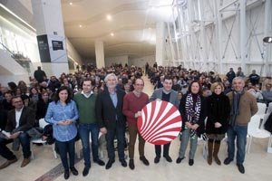 12,00 h.- O conselleiro de Cultura e Turismo, Román Rodríguez, acompañado pola comisaria do Xacobeo 21, Cecilia Pereira, presentará O teu Xacobeo, convocatoria aberta de proxectos de dinamización do Ano Santo. No salón de convencións do Edificio CINC (monte Gaiás, s/n).
foto xoán crespo
12/01/2019