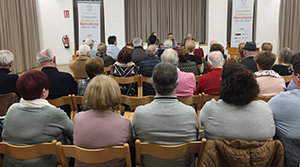 Un momento de la celebración de la presentación. Un momento de la celebración de la presentación.
