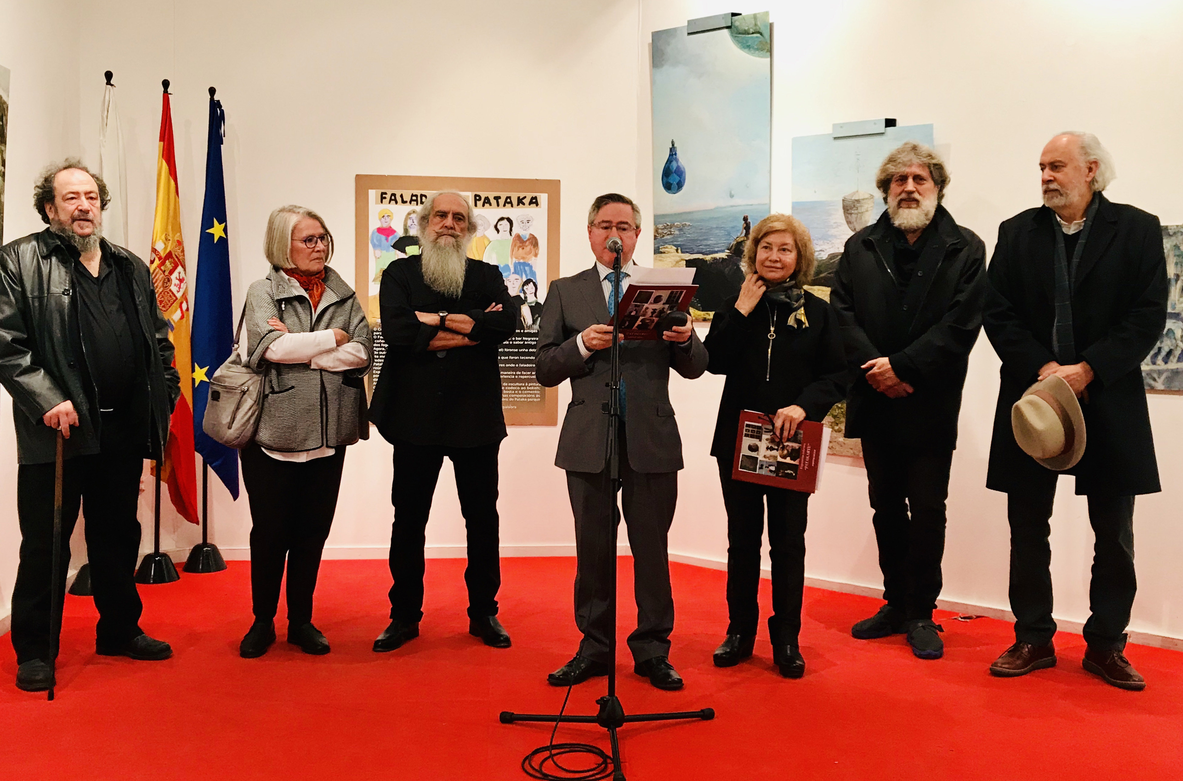 2. En el acto de inauguración, Pitelos, Carita Dubrovin, Vicente Ruiz Soldevilla, Ramón Jiménez, Pilar Sampedro, Jorge Agra y Alfonso Rivero