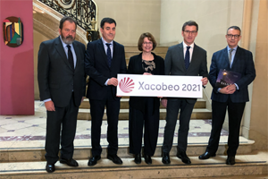 Los dirigentes de la Xunta y del Institute of Fine Arts, tras la firma del convenio. Los dirigentes de la Xunta y del Institute of Fine Arts, tras la firma del convenio.