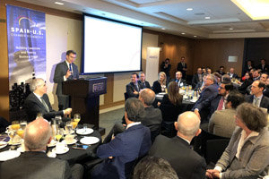 Alberto Núñez Feijóo, durante su intervención en el encuentro con empresarios. Alberto Núñez Feijóo, durante su intervención en el encuentro con empresarios.