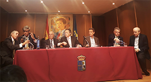 Un momento del acto celebrado en el Centro Asturiano de Madrid. Un momento del acto celebrado en el Centro Asturiano de Madrid.