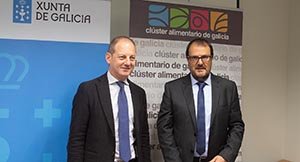 El director del Igape, Juan Cividanes, y el presidente de Clugasa, Juan A. Vázquez, durante el encuentro. El director del Igape, Juan Cividanes, y el presidente de Clugasa, Juan A. Vázquez, durante el encuentro.