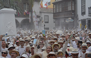 Un momento de la celebración. Un momento de la celebración.