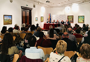 3. Más de medio centenar de personas acudieron a la presentación de la novela de Ramón Caride