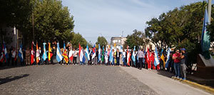 Las diferentes banderas llenaron de color la celebración del aniversario de Coronel Dorrego. Las diferentes banderas llenaron de color la celebración del aniversario de Coronel Dorrego.