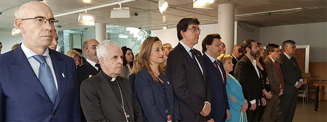 Ignacio López-Chaves y Rodríguez Miranda, junto con otras autoridades durante el acto.