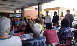 Un momento de la reunión de Miranda con la colectividad de la Casa de España de Río de Janeiro. Un momento de la reunión de Miranda con la colectividad de la Casa de España de Río de Janeiro.