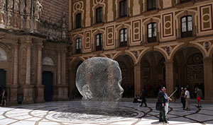 Escultura de Plensa en Montserrat