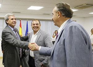 10:00 Sala de Usos Múltiples, Gobierno de Cantabria El consejero de Presidencia y Justicia, Rafael de la Sierra, preside la reunión de la Comisión Permanente del Consejo de Comunidades Cántabras.
12 ago 16