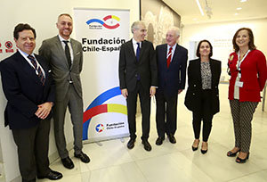O conselleiro de Economía, Emprego e Industria, Francisco Conde, participa na inauguración do III Foro Aeroespacial Chile-España.