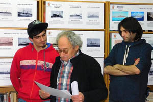 Antonio Hernáez, con sus nietos, en agosto de 2017. Antonio Hernáez, con sus nietos, en agosto de 2017.