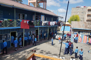 La escuela Rare Gem Talent School se encuentra en Kitengela.