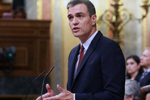 Pedro Sánchez, en su discurso de investidura, este lunes. Pedro Sánchez, en su discurso de investidura, este lunes.