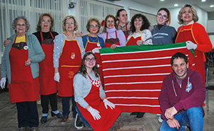 Foto de familia de las organizadoras. Foto de familia de las organizadoras.