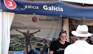 Alejandra Plaza, en estand de Galicia. Alejandra Plaza, en estand de Galicia.