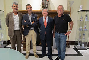 Moncho Conde-Corbal, Xaquín López, Ramón Jiménez y José García Calvo, durante el acto.