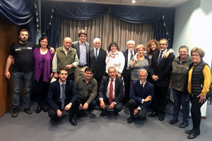 Agustín Torres, con los miembros del CRE de Buenos Aires, en septiembre del pasado año. Agustín Torres, con los miembros del CRE de Buenos Aires, en septiembre del pasado año.