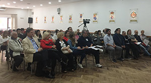 Al Encuentro asistieron representantes de 16 casas regionales. Al Encuentro asistieron representantes de 16 casas regionales.