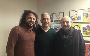 Valentín García -en el centro-, acompañado por Cesareo Sánchez -a la dcha.- y Jakson Renner Rodrigues. Valentín García -en el centro-, acompañado por Cesareo Sánchez -a la dcha.- y Jakson Renner Rodrigues.