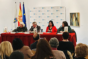 Un momento de la presentación del poemario de Mila Villanueva. Un momento de la presentación del poemario de Mila Villanueva.