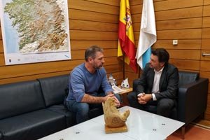 Antonio Rodríguez Miranda y Manuel Amarelle Amigo, durante su encuentro en la Secretaría Xeral de Emigración. Antonio Rodríguez Miranda y Manuel Amarelle Amigo, durante su encuentro en la Secretaría Xeral de Emigración.