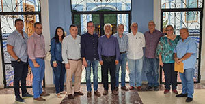 Orlando Suárez, José Antonio Alejandro González, Fabiola Hernández, Fernando Brea Morales, Roberto González Pérez, José Francisco Armas Pérez, José Coronas Puil, Carlos Carreira Quintas, Ricardo Márquez Lugo, Terea Ysaura Rodríguez Castro y Antonio Corral Olmo. Orlando Suárez, José Antonio Alejandro González, Fabiola Hernández, Fernando Brea Morales, Roberto González Pérez, José Francisco Armas Pérez, José Coronas Puil, Carlos Carreira Quintas, Ricardo Márquez Lugo, Terea Ysaura Rodríguez Castro y Antonio Corral Olmo.
