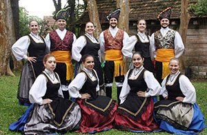 Integrantes del grupo 'Aires Galegos'. Integrantes del grupo 'Aires Galegos'.
