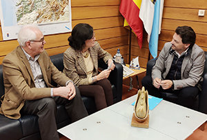 Un momento de la reunión entre Rodríguez Miranda y Maribel García. Un momento de la reunión entre Rodríguez Miranda y Maribel García.