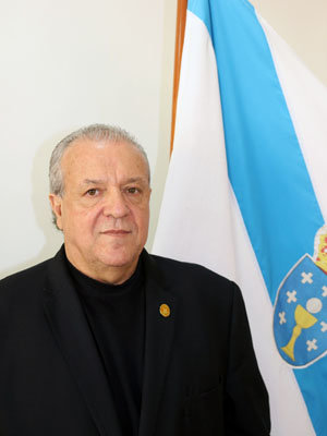 El lucense Antonio Corral Olmo seguirá al frente del CGPLC. El lucense Antonio Corral Olmo seguirá al frente del CGPLC.
