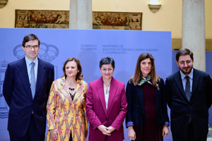 Laya con nuevos secretarios de Estado