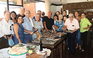 Parte de los participantes de la laconada. Parte de los participantes de la laconada.