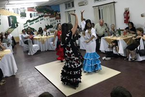 Los tradicionales bailes andaluces formaron parte del evento. Los tradicionales bailes andaluces formaron parte del evento.