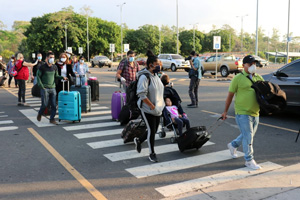 Españoles en El Salvador