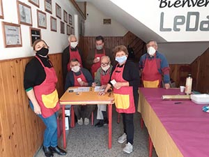 Se vendieron 210 raciones de comida.