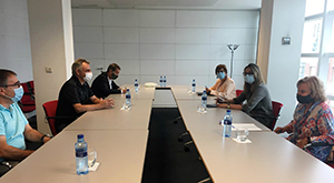 Un momento de la reunión entre el Gobierno asturiano y representantes de la FICA.