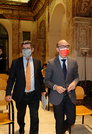 Efrem Yildiz y Javier Ortega, a su llegada a la presentación del Congreso.
